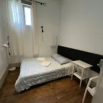 Vendégház In *